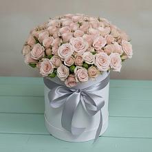 Цветочная композиция из Розы в шляпной коробке в Заветном