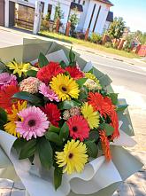 Букет цветов из:  Герберы #REPLACE_PRED# Заветном