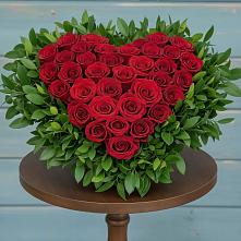 Цветочная композиция из Розы в виде сердца в Заветном