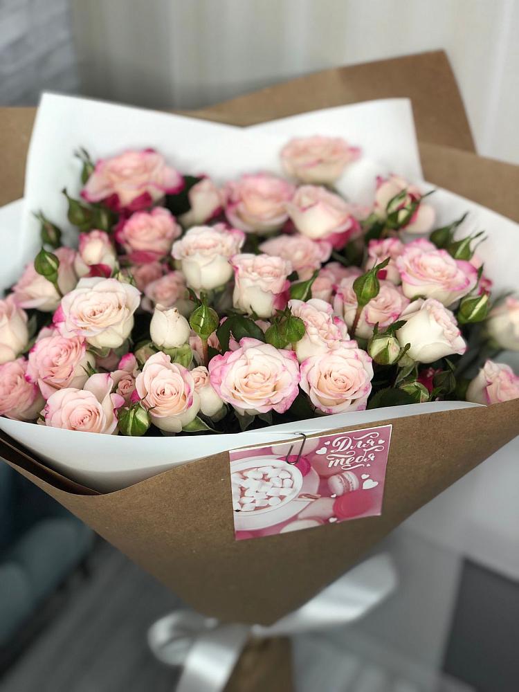 Букет цветов из: Розы в Заветном