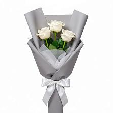 Букет 3 белые розы в Заветном