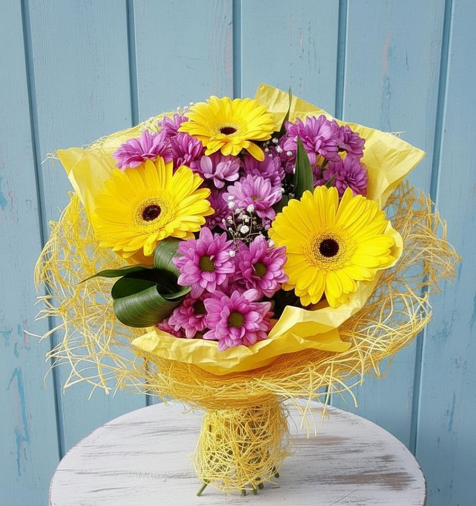 Букет цветов из: Хризантемы и Герберы в Заветном