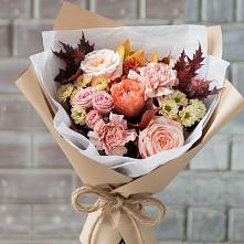 Букет цветов из:  Гвоздики, Хризантемы и Розы #REPLACE_PRED# Заветном