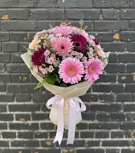 Букет цветов из:  Герберы и Хризантемы в Заветном