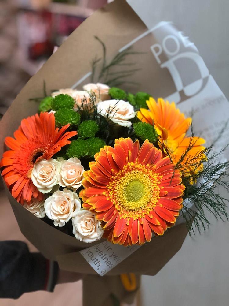 Букет цветов из: Герберы, Хризантемы и Розы в Заветном