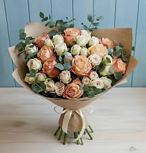 Букет цветов из:  Альстромерии и Розы #REPLACE_PRED# Заветном