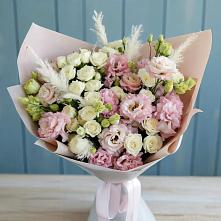 Букет цветов из:  Альстромерии и Розы в Заветном